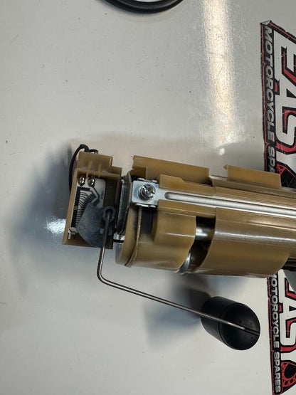 Suzuki GSXR 1000 2009-2016 Fuel Pump Assembly OEM Genuine 15100-47H20