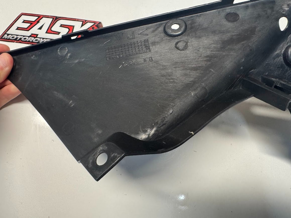 Yamaha YZF R1 2020-2025 Inner Panel 1 OEM Genuine B3L-2836K