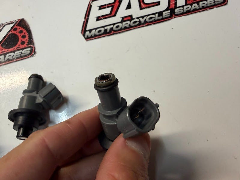 Secondary Fuel Injectors Honda CBR 1000 RR 2008-2019 OEM 16460-MFL-003