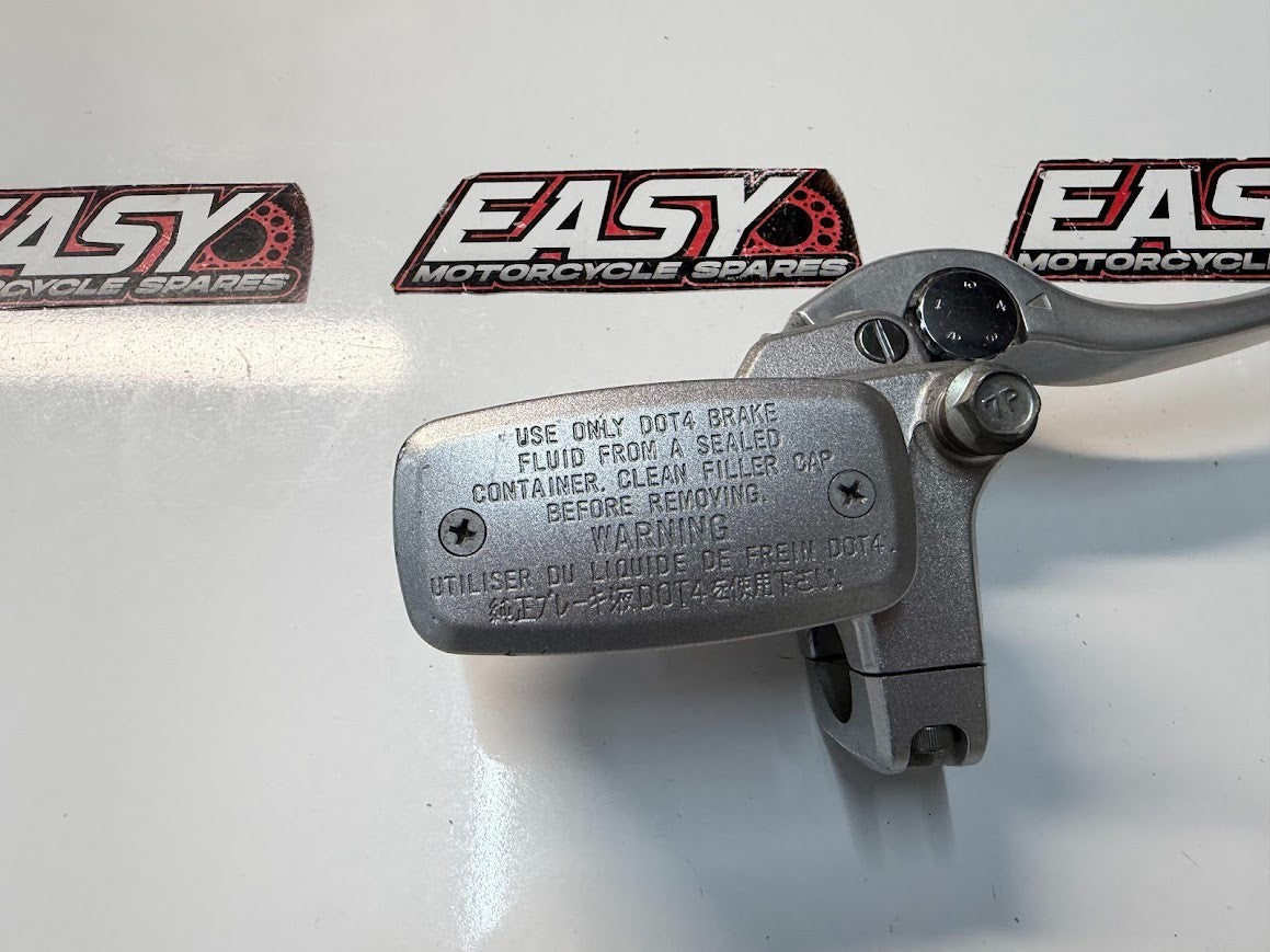 Front Brake Master Cylinder Suzuki C109R VLR 1800 T 2008-2014 59600-10FC1