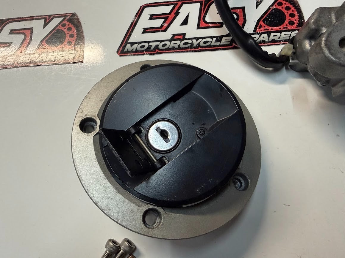 Ignition Key Lockset Suzuki GSF 1250 S Bandit 2011-2016 OEM 37000-07832