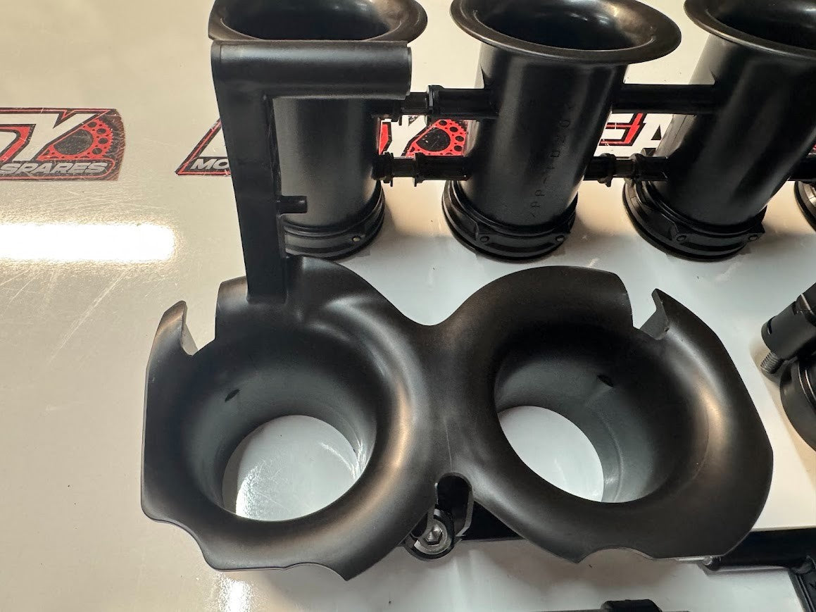 Yamaha YZF R1 2020-2021 Airbox Stack Joint Assembly OEM Genuine B3L-1440B-00