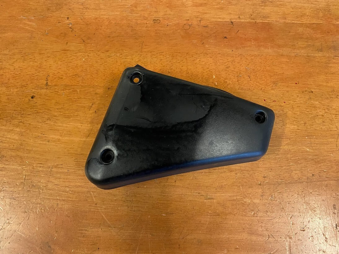 LH Side Cover Yamaha FZS 600 1998