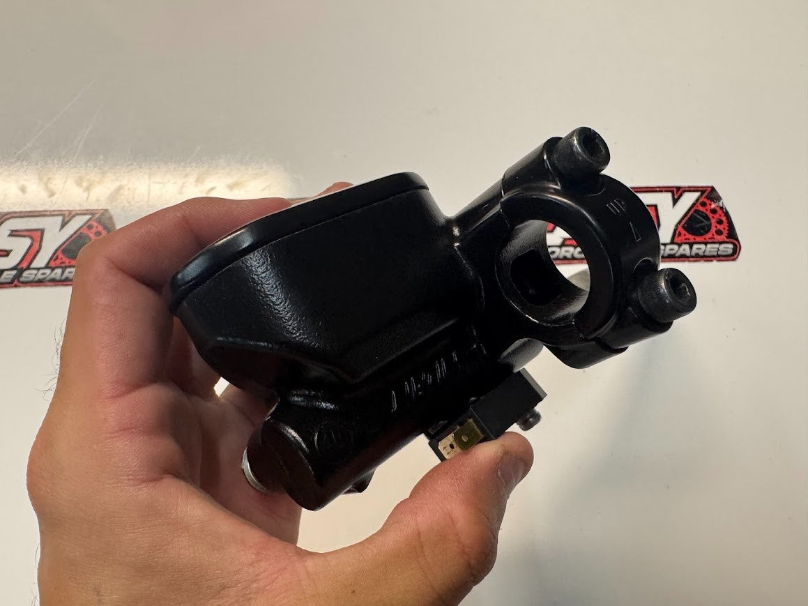 Kawasaki Ninja 500 2024-2025 Front Brake Master Cylinder OEM Genuine 43015-0817