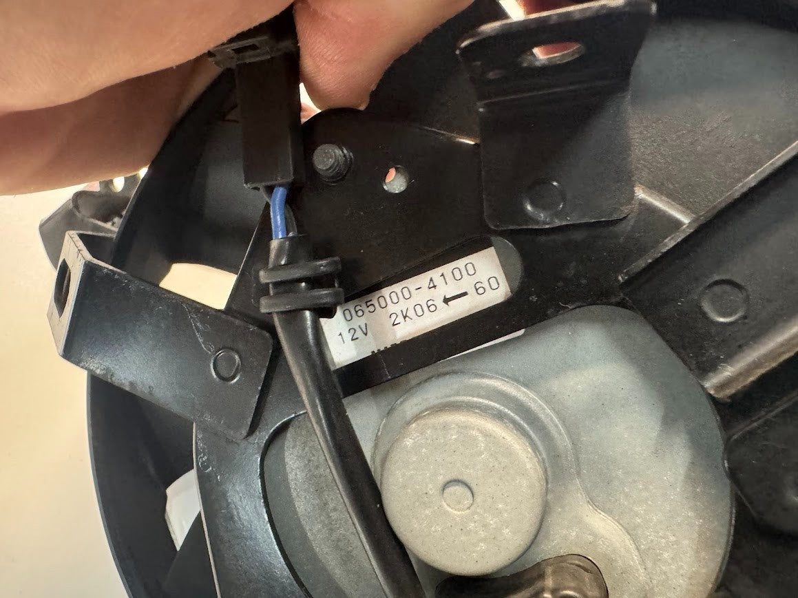 Suzuki GSXR 1000 2007-2008 Radiator Thermo Fan OEM Genuine 17800-21H00