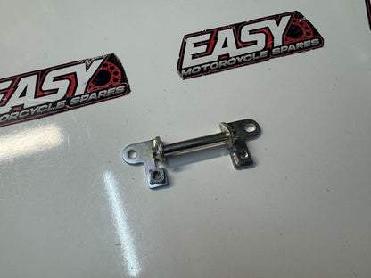 Yamaha YZF R7 2022-2025 Seat Lock Bracket OEM Genuine 2CR-2478X-00