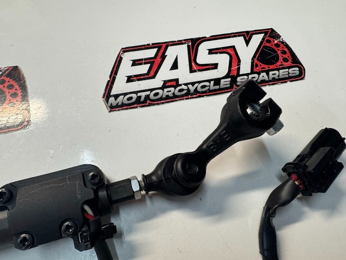 Yamaha YZF R1 2022-2025 Quick Shifter OEM Genuine B3L-82480-11