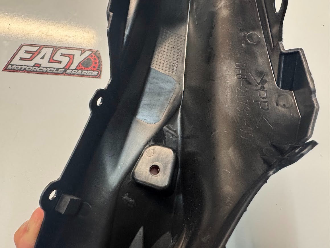 Yamaha YZF R7 2022-2025 Side Cover 3 OEM Genuine BEB-21731-00
