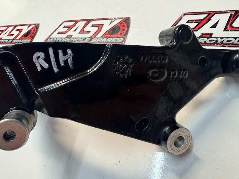 Royal Enfield Interceptor 650 2022 RH Foot Peg Bracket OEM 148627D Euro 5