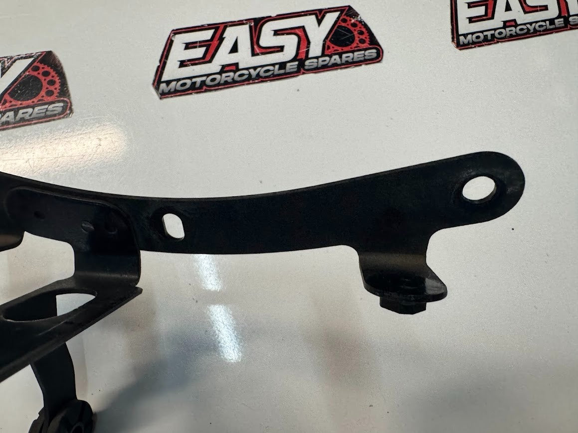 Suzuki GSXR 1000 2007-2008 Radiator Support Bracket OEM Genuine 17790-21H00