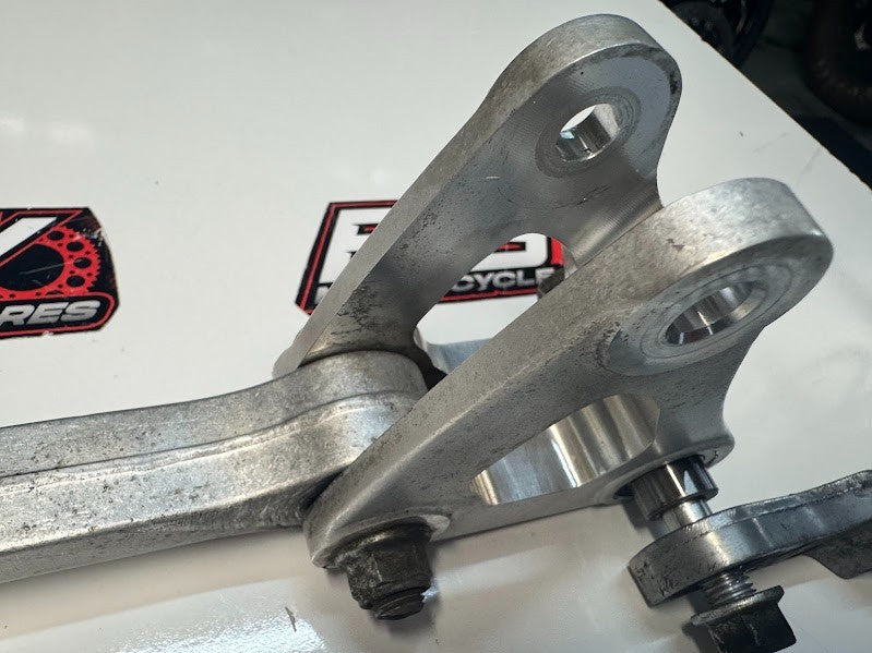 Yamaha YZF R1 2009-2011 Shock Linkages OEM Genuine 14B-2217M-00