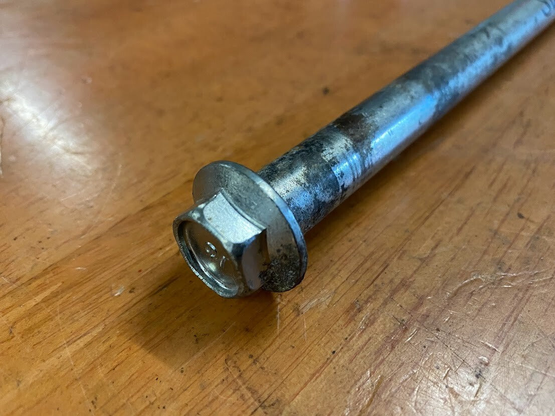 Swingarm Bolt Honda CBR 250/300 11-22 CB 300F 14-18 2014 52101-KYJ-900