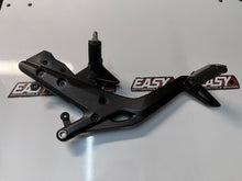 RH Foot Rest Peg Assy Kawasaki Ninja 650L 2012-2016 OEM 35063-0872-18R