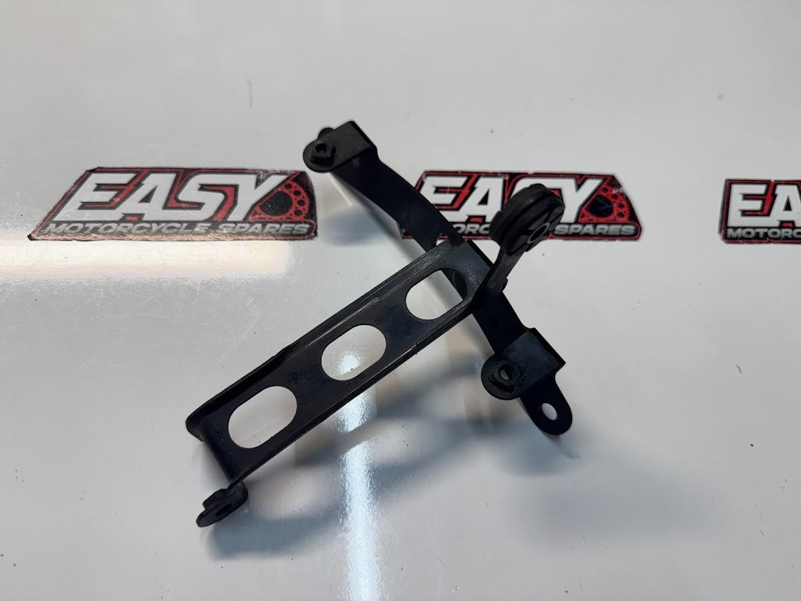 Suzuki GSXR 1000 2007-2008 Radiator Support Bracket OEM Genuine 17790-21H00
