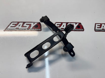 Suzuki GSXR 1000 2007-2008 Radiator Support Bracket OEM Genuine 17790-21H00