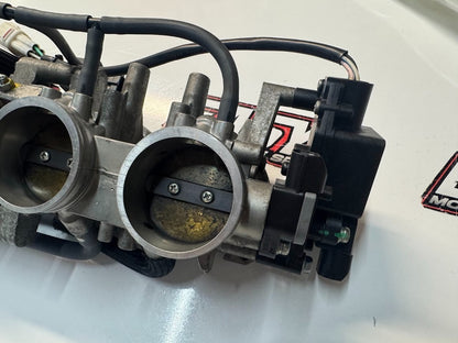 Suzuki GSXR 1000 2015-2016 Throttle Bodies TPS OEM Genuine 13406-47H40