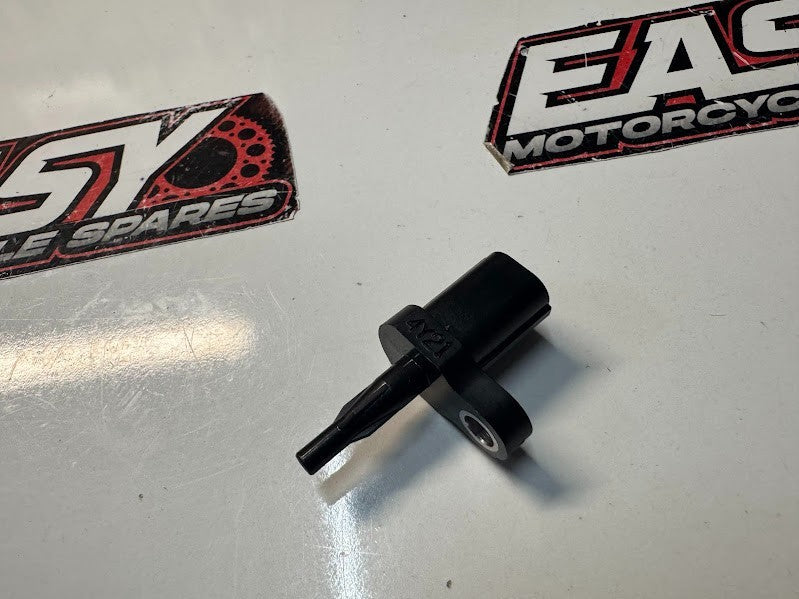 Yamaha YZF R7 2022-2025 Air Temperature Sensor OEM Genuine 5YU-85886-00
