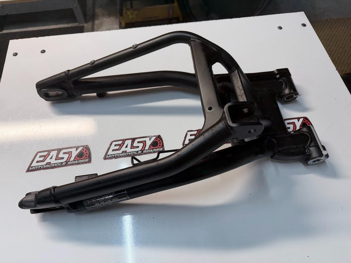 Swingarm Kawasaki Ninja 650L 2012-2016 OEM 33001-0586 Swing Arm