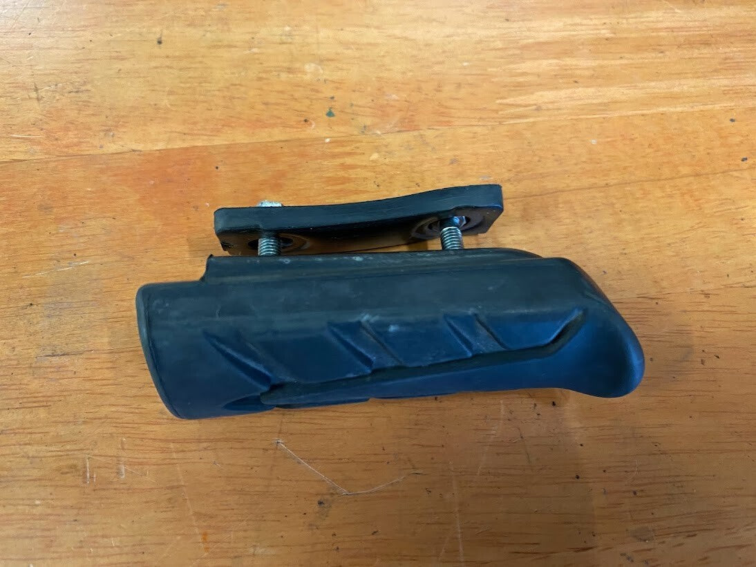 LH Riders Peg Rubber Honda CB 300F 14-18 2017 50661-KYJ-305