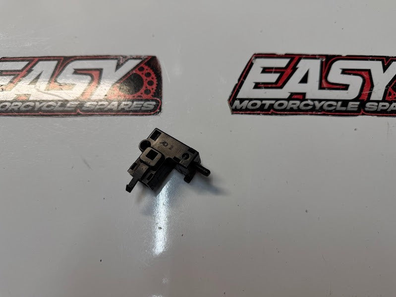 Clutch Switch Suzuki Boulevard C109R VLR 1800 T 2008-2014 OEM 57560-05A10