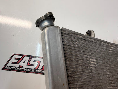 Radiator Cooling Suzuki GSXR 1000 2007-2008 OEM 17710-21H00