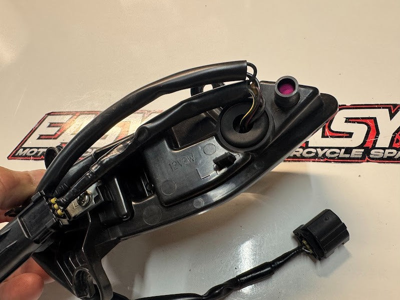 Yamaha YZF R1 2020-2025 LH Pilot Light OEM Genuine B3L-84302-00