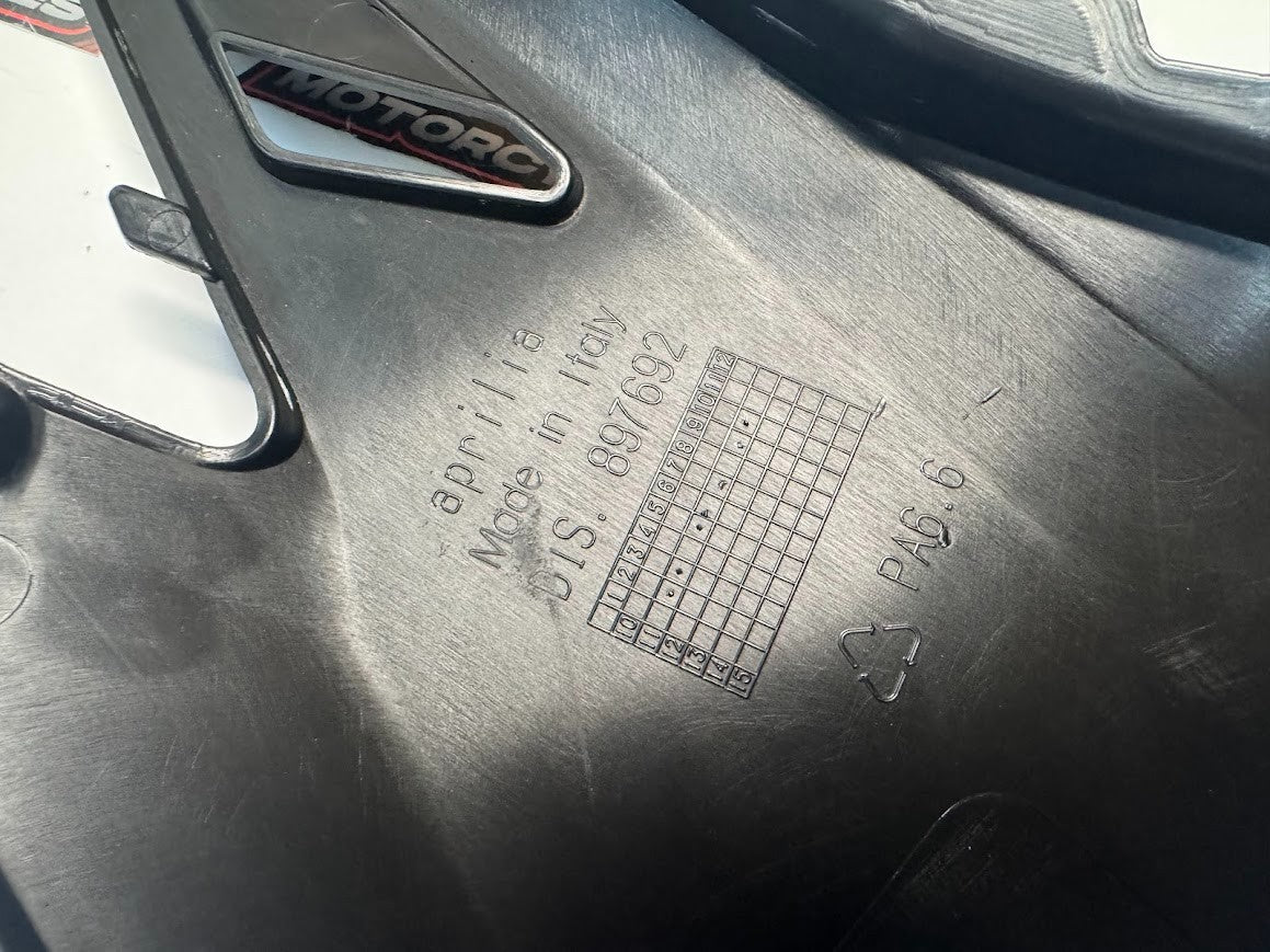 Aprilia RS4 125 4T 2011-2016 LH Side Cover Fairing Cowl OEM Genuine 897692