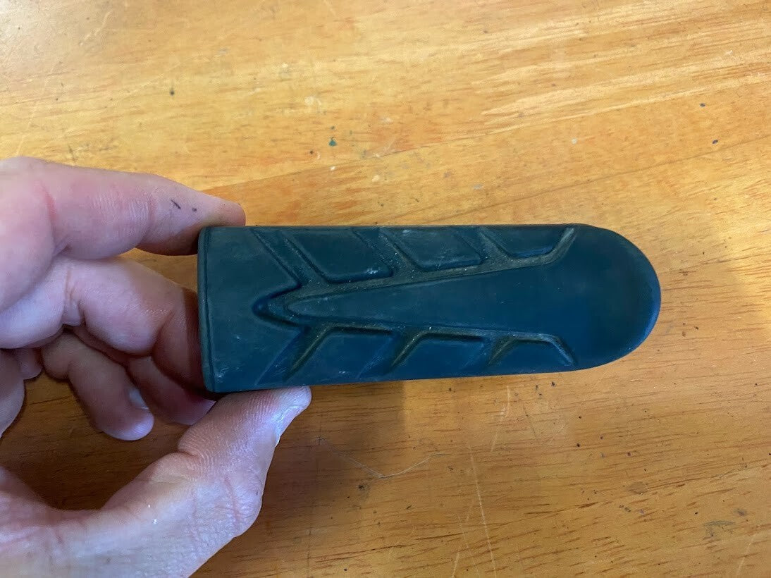 LH Riders Peg Rubber Honda CB 300F 14-18 2017 50661-KYJ-305