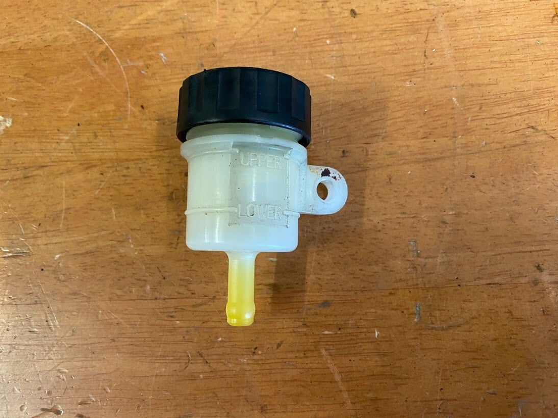 Rear Brake Reservoir Yamaha R1 2000