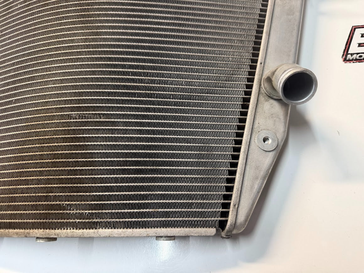 Radiator Cooling Suzuki GSXR 1000 2007-2008 OEM 17710-21H00