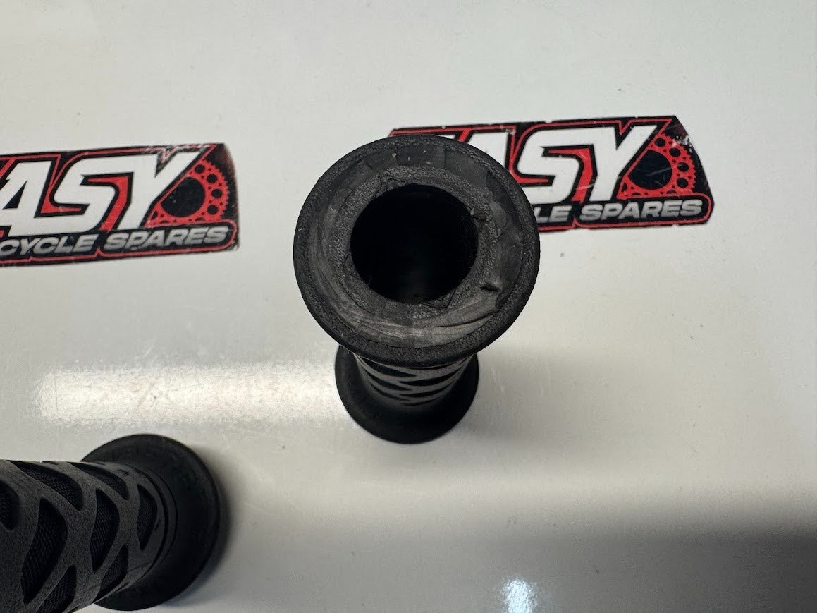 Yamaha YZF R1 2020-2025 Throttle Tube OEM Genuine B3L-26240-00
