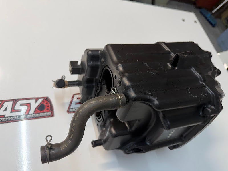Airbox Cleaner Case Honda CBR 500R 2016-2018 OEM 17225-MGZ-D00