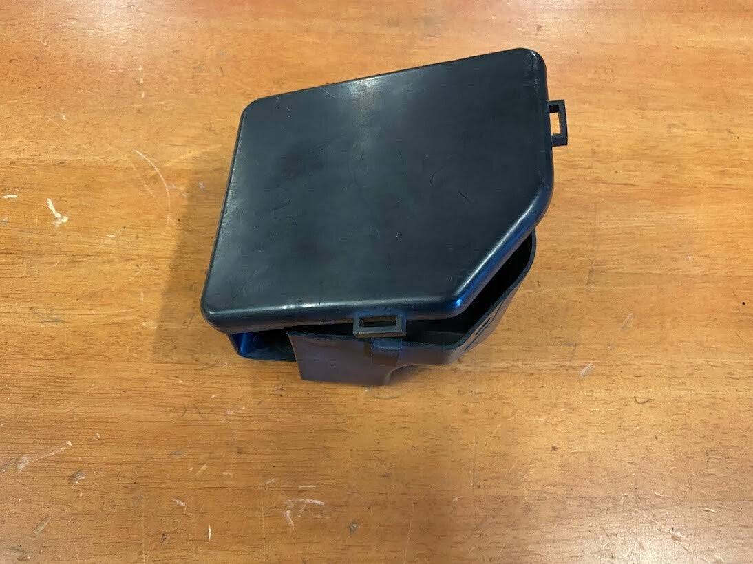 Box Cover Yamaha FZS 600 1998