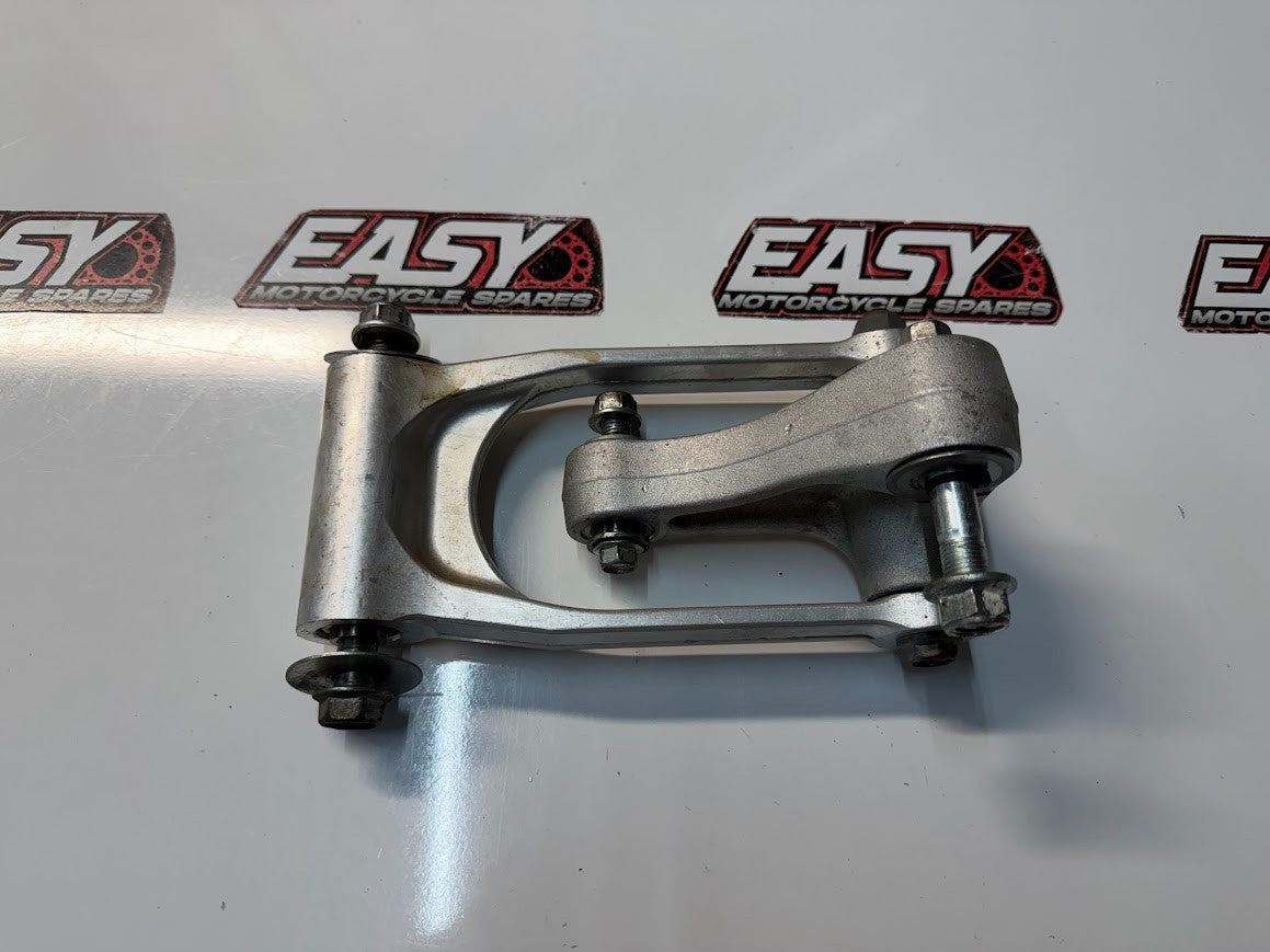 Shock Linkage Suzuki GSXR 1000 2007-2008 OEM 62600-21810