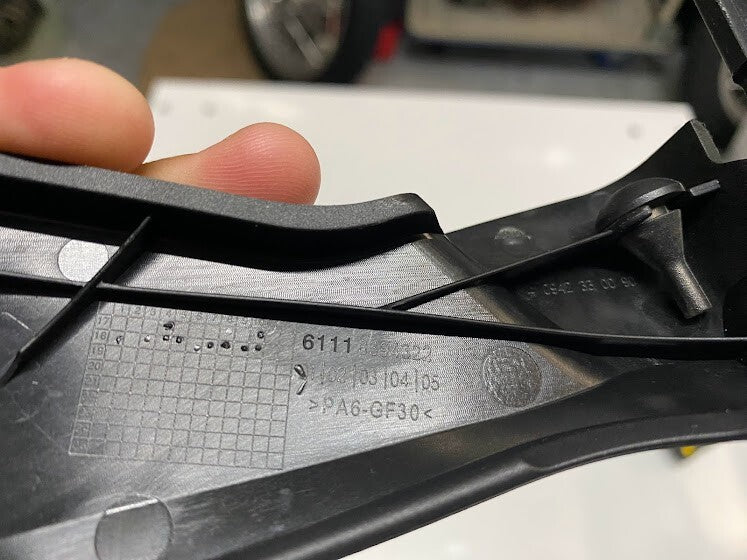 RH Frame Cover BMW GS F750 2019 61118394322