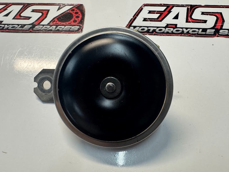 Yamaha YZF R1 2017-2025 Horn & Bracket OEM Genuine B67-83371-00