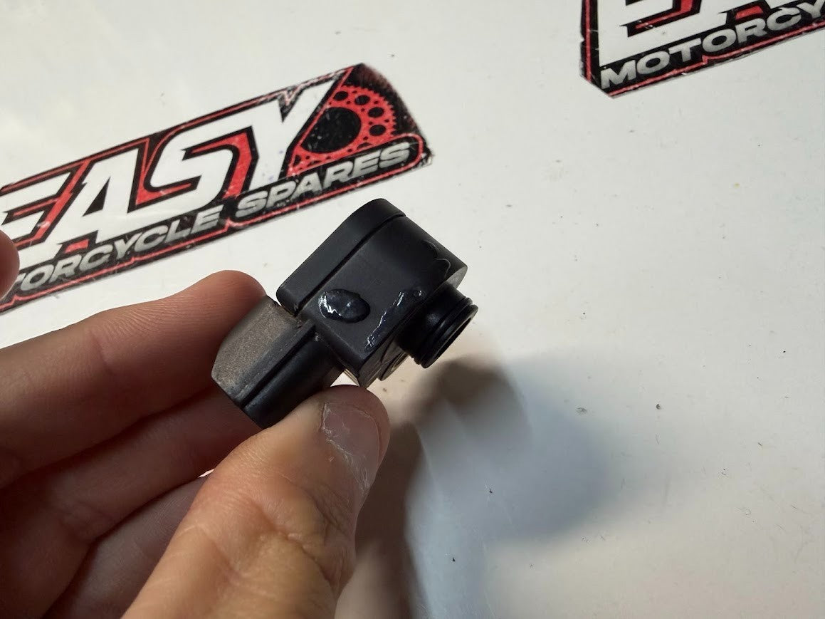 Idle Control Sensor ISC Suzuki GSXR 1000 2007-2016 OEM 18117-15H12