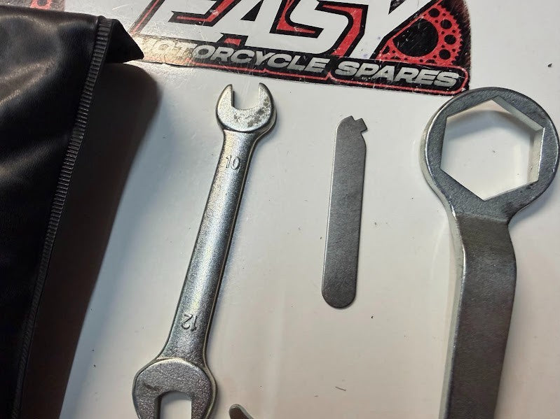 Tool Kit Honda CBR 1000 RR 2015 OEM 89101-MS8-000