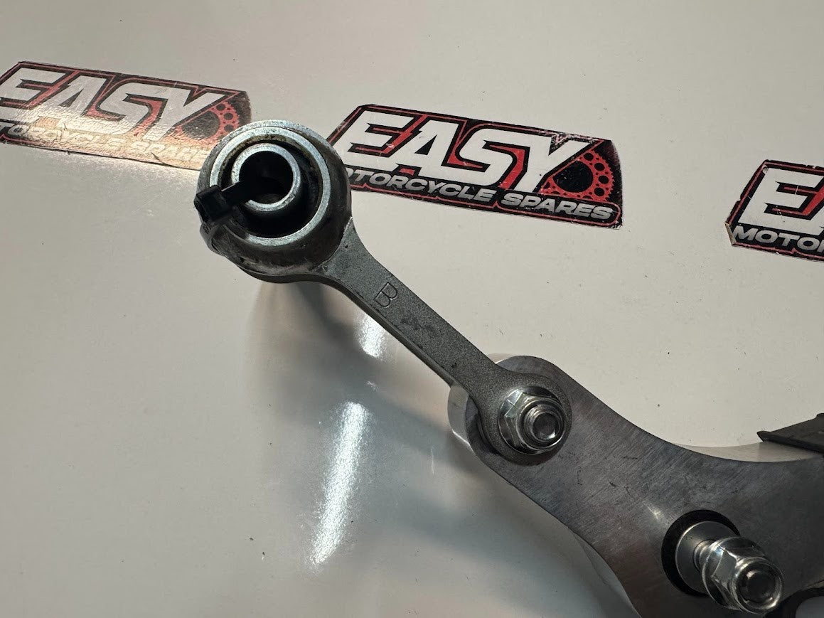 Yamaha YZF R7 2022-2025 Shock Linkage Arm OEM Genuine 1WS-2217A-00