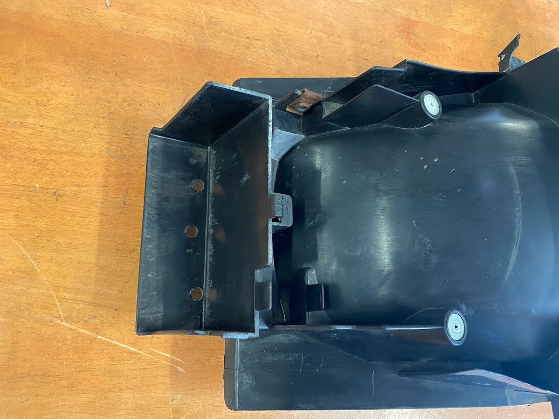 Inner Rear Mudflap Fender Yamaha FZS 600 1998
