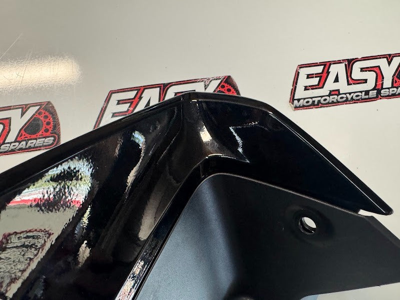 Yamaha YZF R1 2020-2025 Cover 5 LH Fairing Cowl OEM Genuine B3L-2842A-00