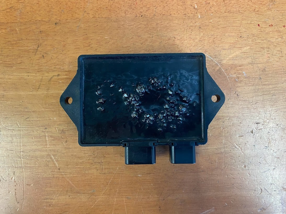 ECU CDI Yamaha FZS 600 1998