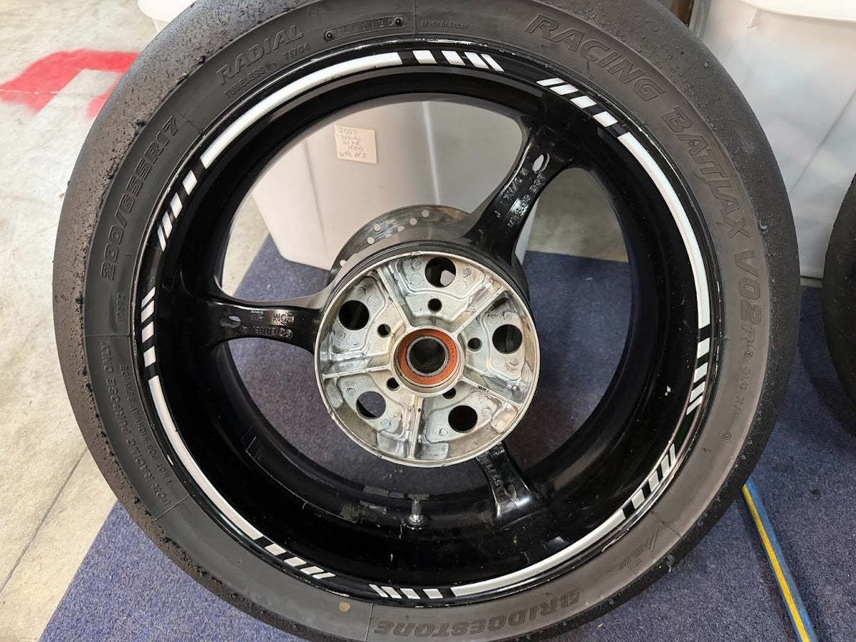 Front & Rear Wheel Set Suzuki GSXR 1000 2007-2008 OEM 64111-41G00-019