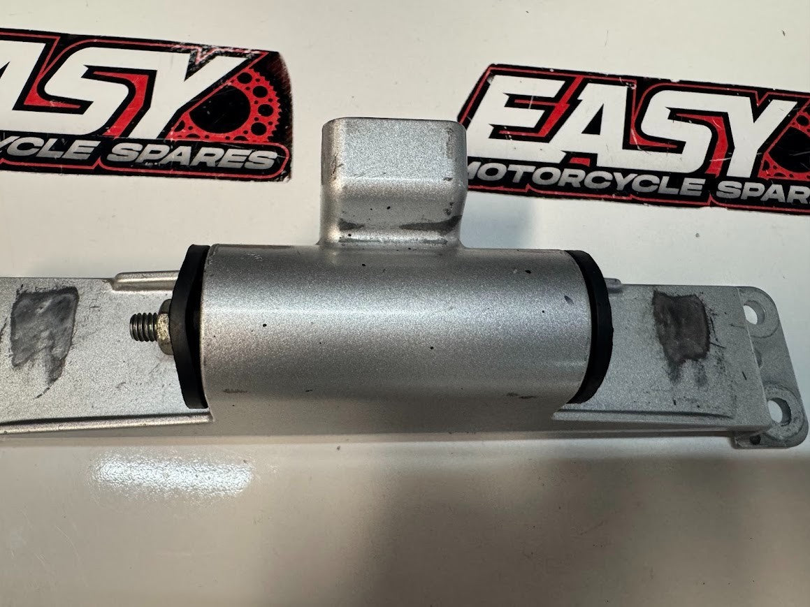 Yamaha YZF R1 2015-2019 Tank Bracket OEM Genuine 2CR-2413Y-00