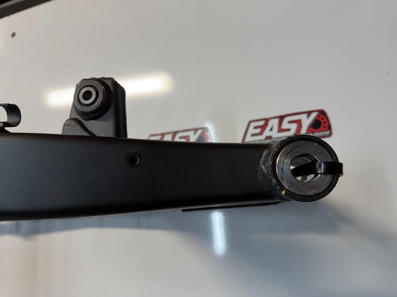 Swingarm Suspension Kawasaki Vulcan S 650 2015-2026 OEM 33001-0625-18R Swing Arm