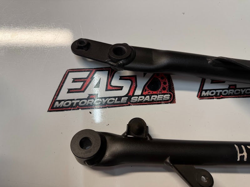Rear Sub Frame Rails Kawasaki Vulcan S 650 2015-2026 OEM 31064-0652-18R