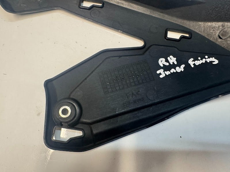 Yamaha MT-10 2016-2021 Cowling Bracket 2 OEM Genuine B67-2836E-00