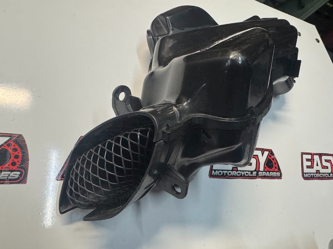 OEM Air Ram Duct Intakes Suzuki GSXR 1000 07-08 2008 94420-21H00