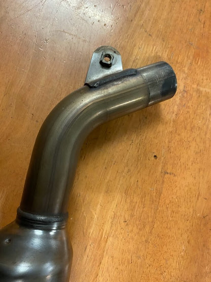 Catalyst Mid Pipe Assembly Yamaha FZ6-S 2006 5VX-14740-00-00