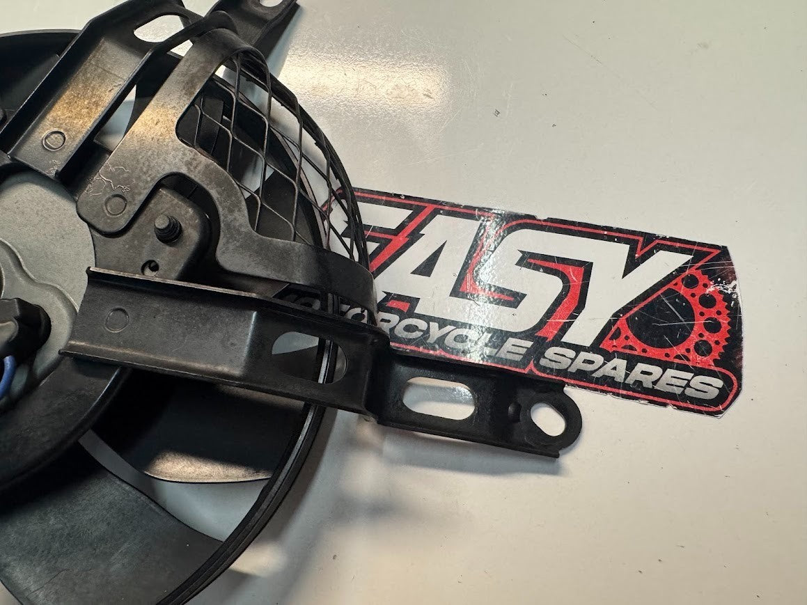 Suzuki GSXR 1000 2007-2008 Radiator Thermo Fan OEM Genuine 17800-21H00